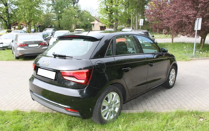 Audi A1 cena 42900 przebieg: 80200, rok produkcji 2016 z Wałbrzych małe 106